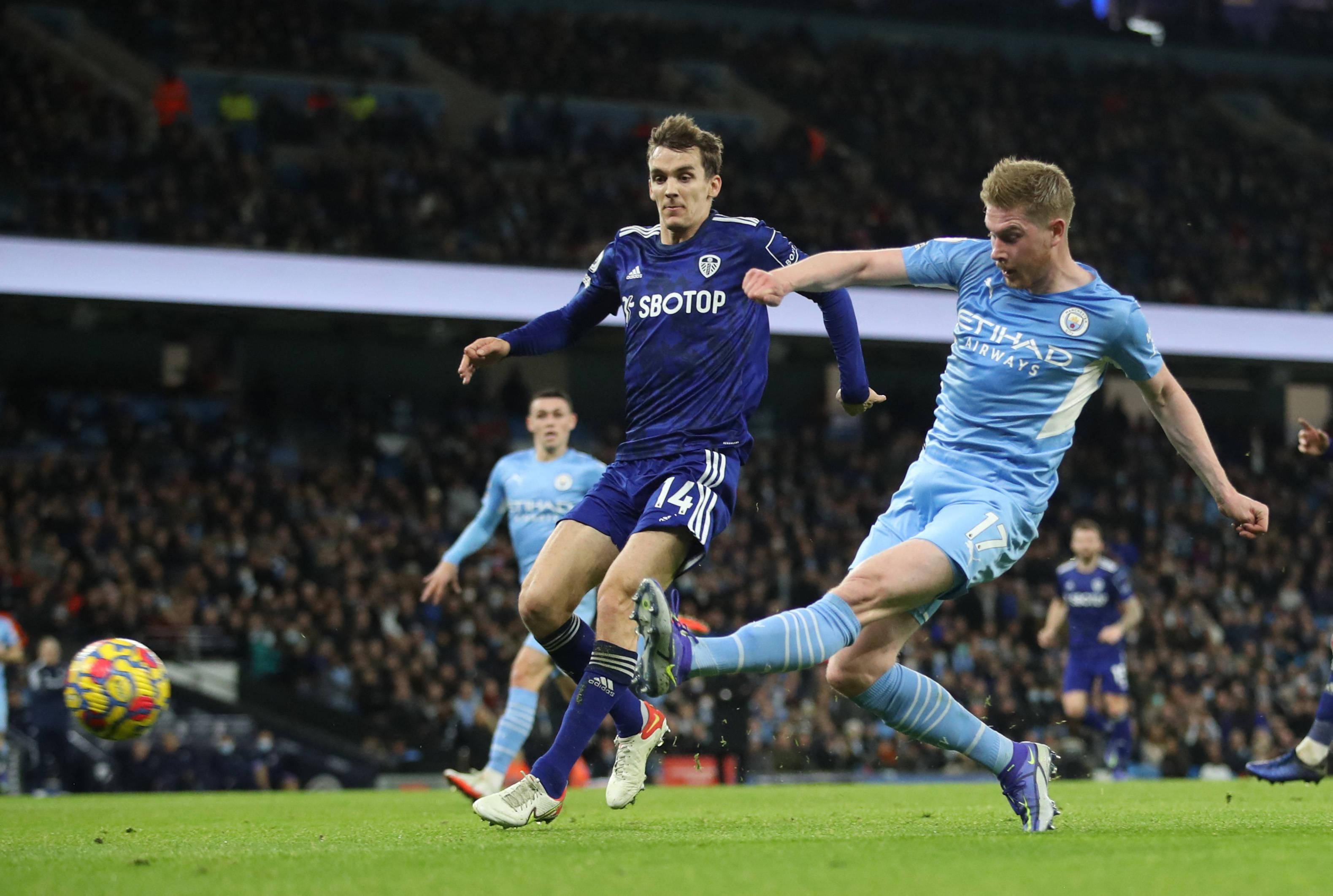 队员之间的 队员之间的